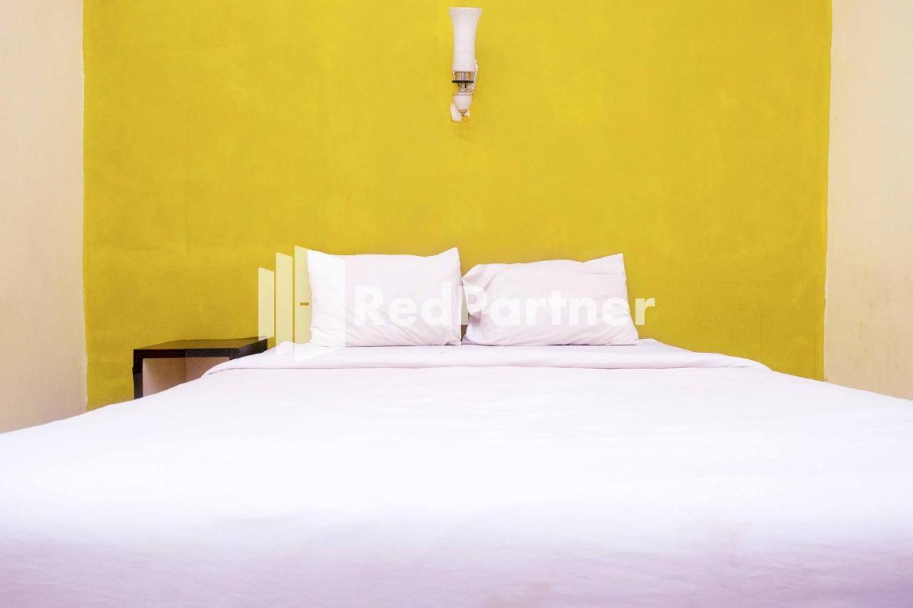 Hotel Permata Makassar Mitra Reddoorz Balangberu Exterior foto